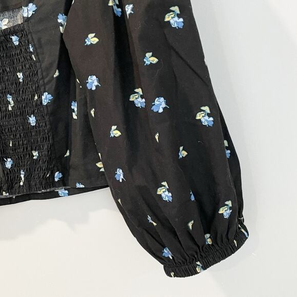 💗 3/$10 💗 H&M Floral Crop Top Black Blue Size 8 EUC - Picture 6 of 14